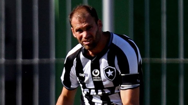 Desfalque de Carli dificulta missão do Botafogo na Sul-Americana