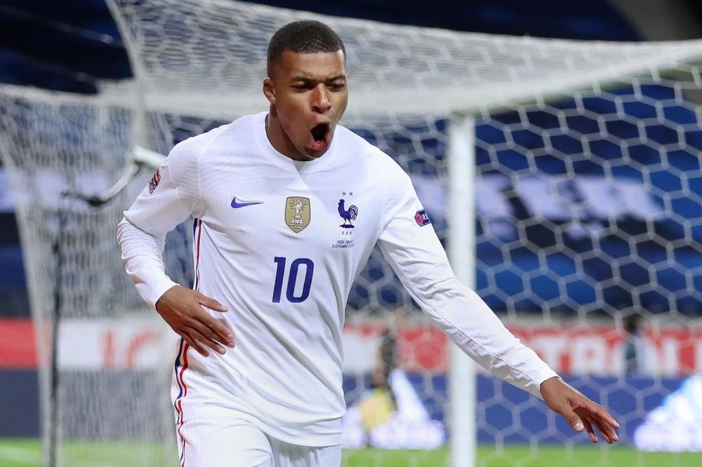 Mbappé réagit à sa sélection, Deschamps la justifie. goal