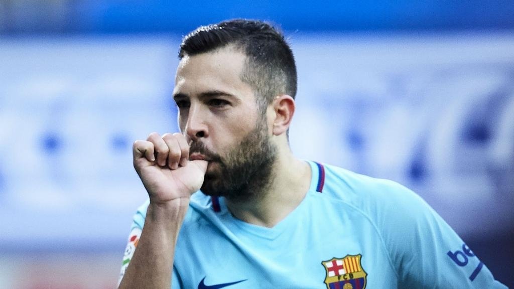 Alba dedicates goal to girlfriend