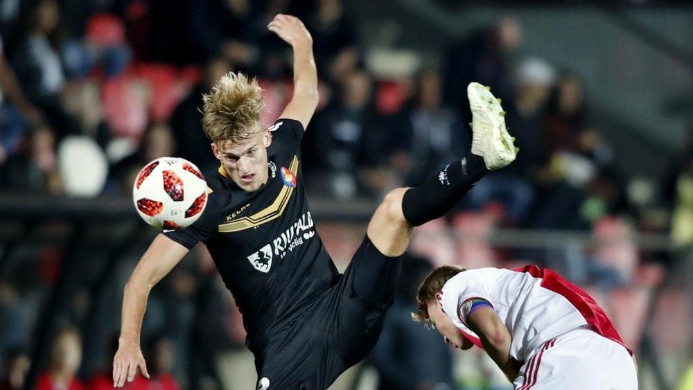 Telstar a rompu le contrat de Jordie van der Laan. GOAL