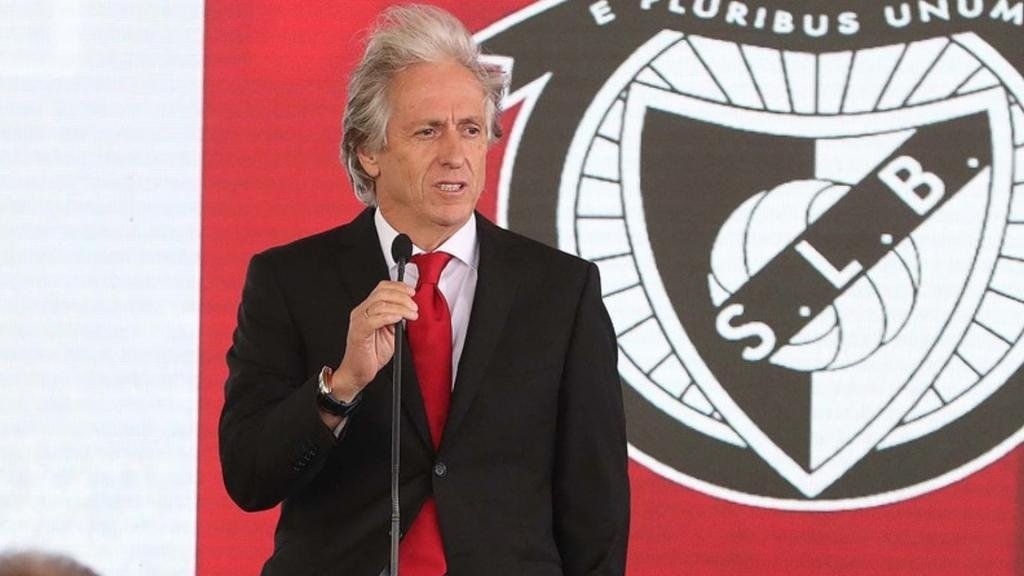 Jorge Jesus queria ter sido ‘mais Flamengo’ em apresentação no Benfica