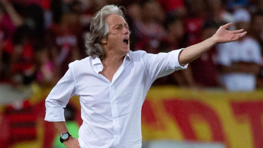 Jorge Jesus já foi para o Barcelona e foi estagiário de Cruyff. Goal