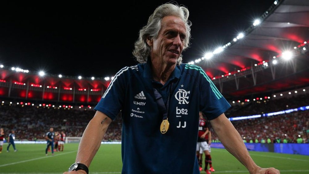Jesus plans to continue as Flamengo boss amid contract talks