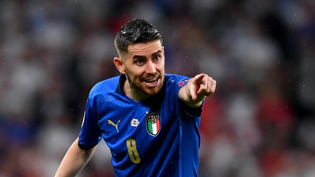 Os argumentos e números que podem colocar Jorginho na briga pela Bola de Ouro