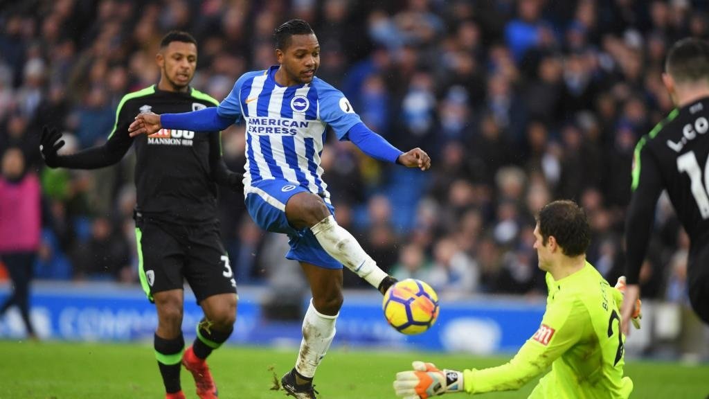 Brighton boss Hughton supports 'excellent' Izquierdo