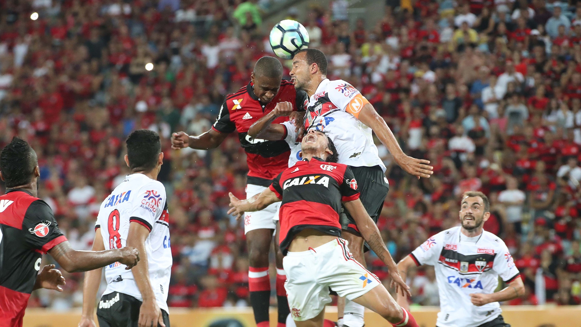 Aos 38 anos, Juan é o melhor do Fla contra o Atlético-GO e time ainda precisa melhorar a finalização