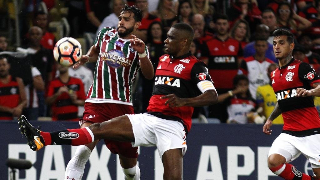 16 anos depois, Juan reencontra Independiente para ser decisivo outra vez