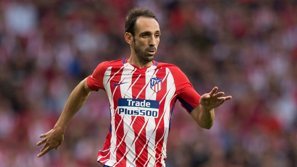 Juanfran has a hamstring injury. GOAL