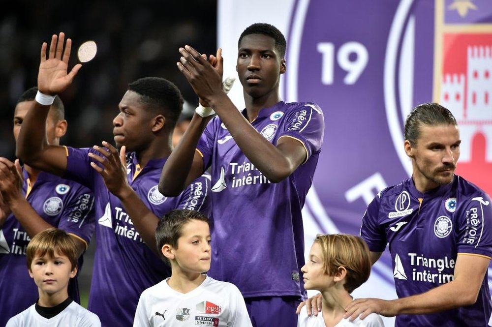 Sidibé évolue à Toulouse. Goal