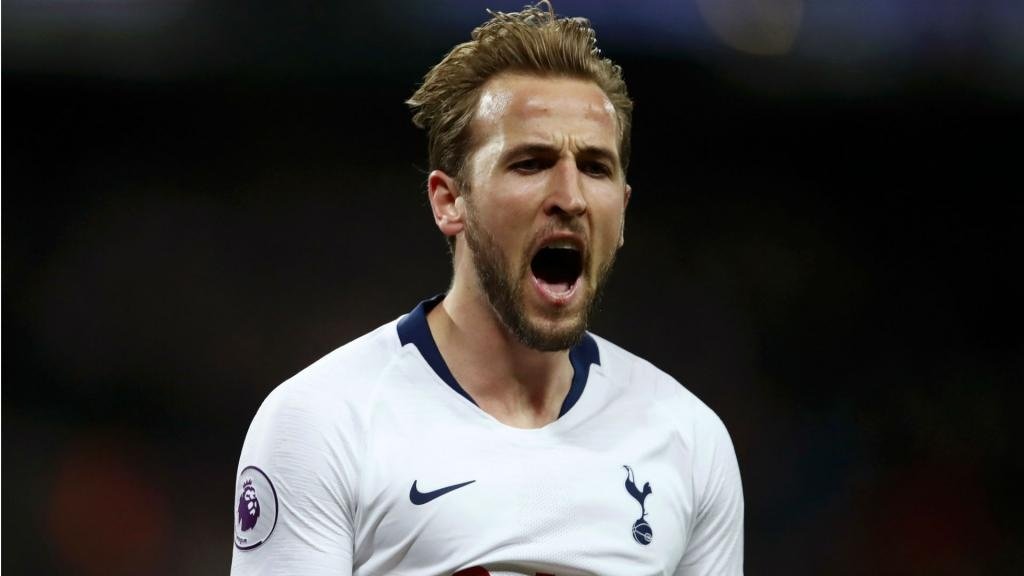 Kane benched for League Cup derby