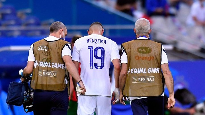 Deschamps confirms 'knock' for France star Benzema ahead of Euro 2020