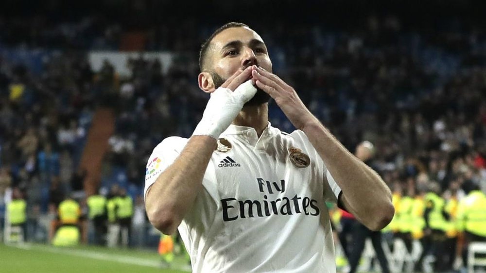 Zidane says Benzema has a future at the club despite new signings. GOAL
