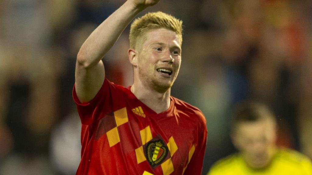 De Bruyne, Batshuayi join Belgium. GOAL