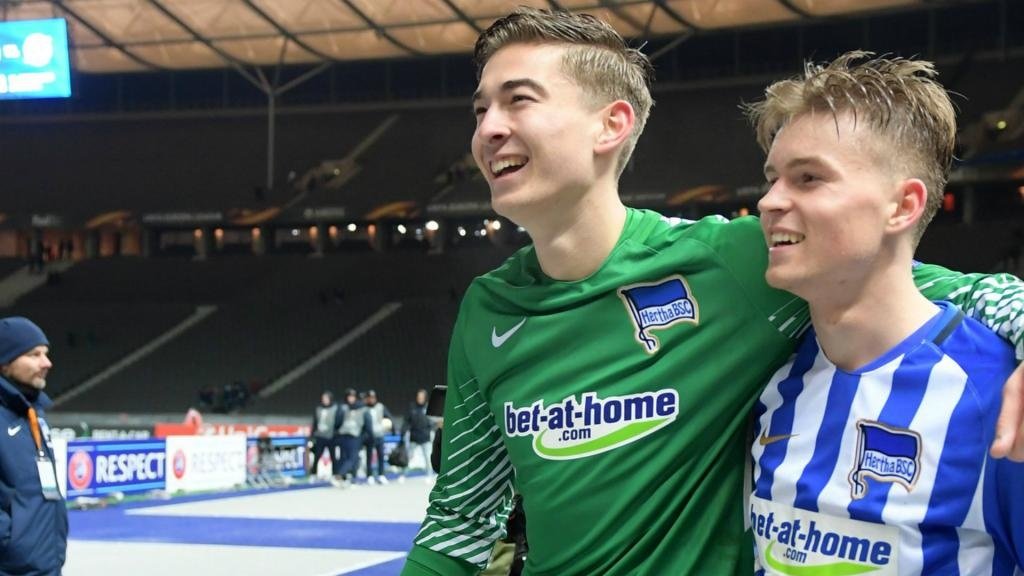 Klinsmann saves penalty on Hertha debut