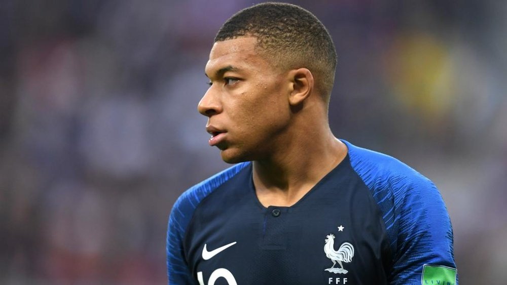 Mbappe injury 'nothing serious', says Deschamps. Goal
