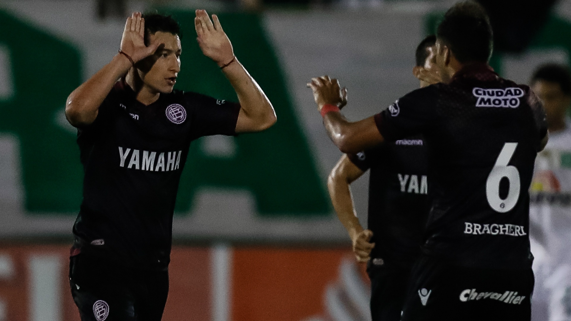 Copa Libertadores Review: Lanus advance to last 16 as Chapecoense are docked points