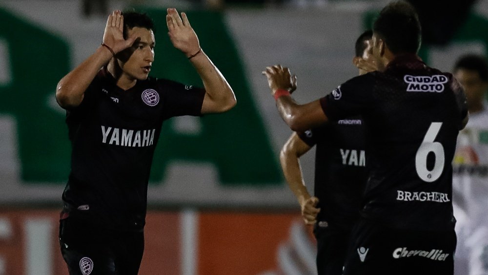 Copa Libertadores Review: Lanus advance to last 16 as Chapecoense are docked points