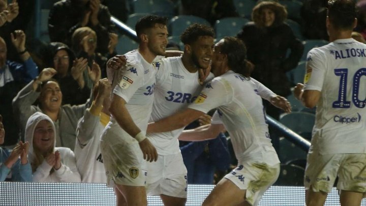 Championship round up: Leeds cruise to win, Villa end run
