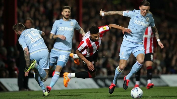 Championship: Leeds salvage draw despite another Casilla error, Forest lose at home to Charlton