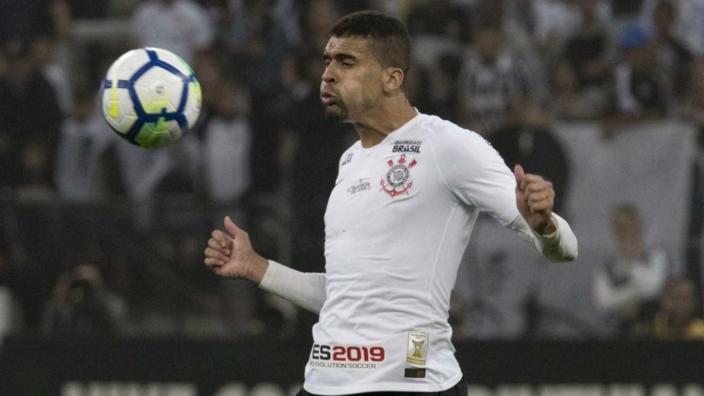 Léo Santos - Corinthians. Goal