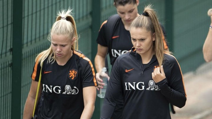 Netherlands sweat on Martens fitness test