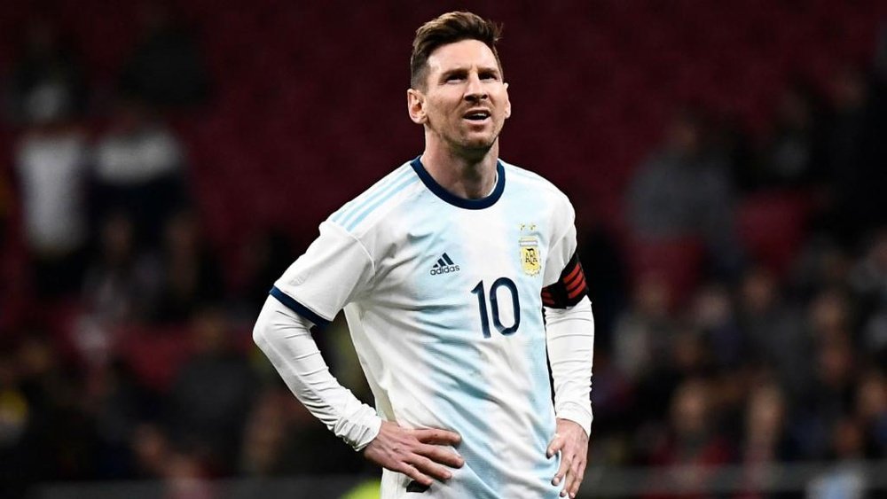 Messi foi perdoado pela imprensa argentina. Goal