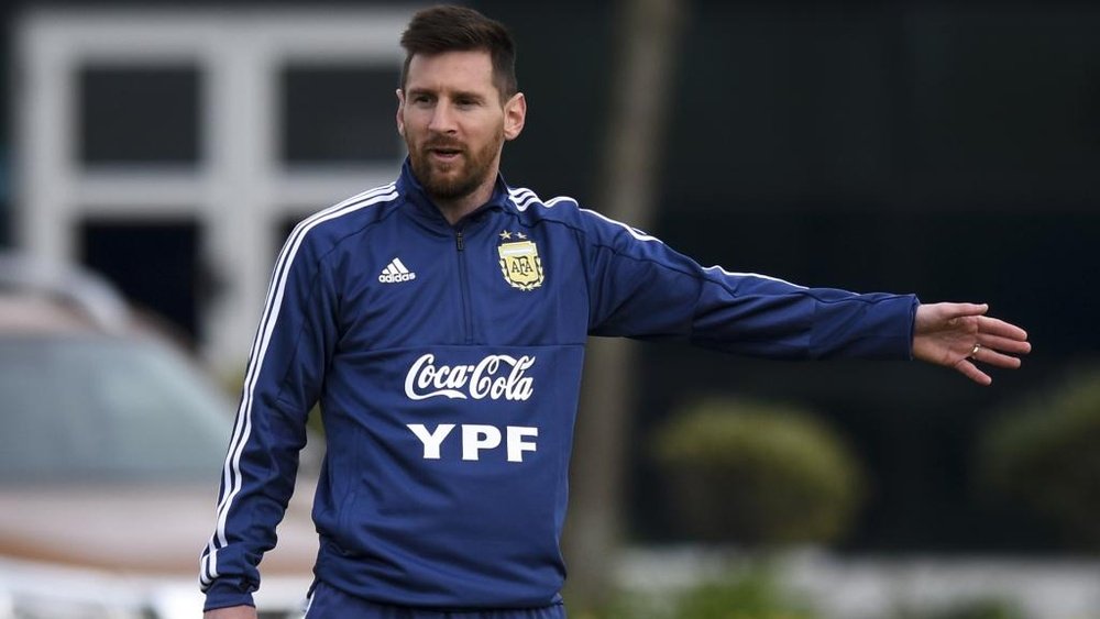 Scaloni wants Messi to do 'what he does every Sunday'.