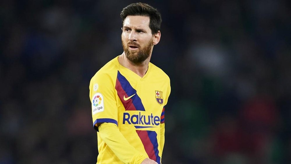 Messi makes life easy – De Jong. AFP