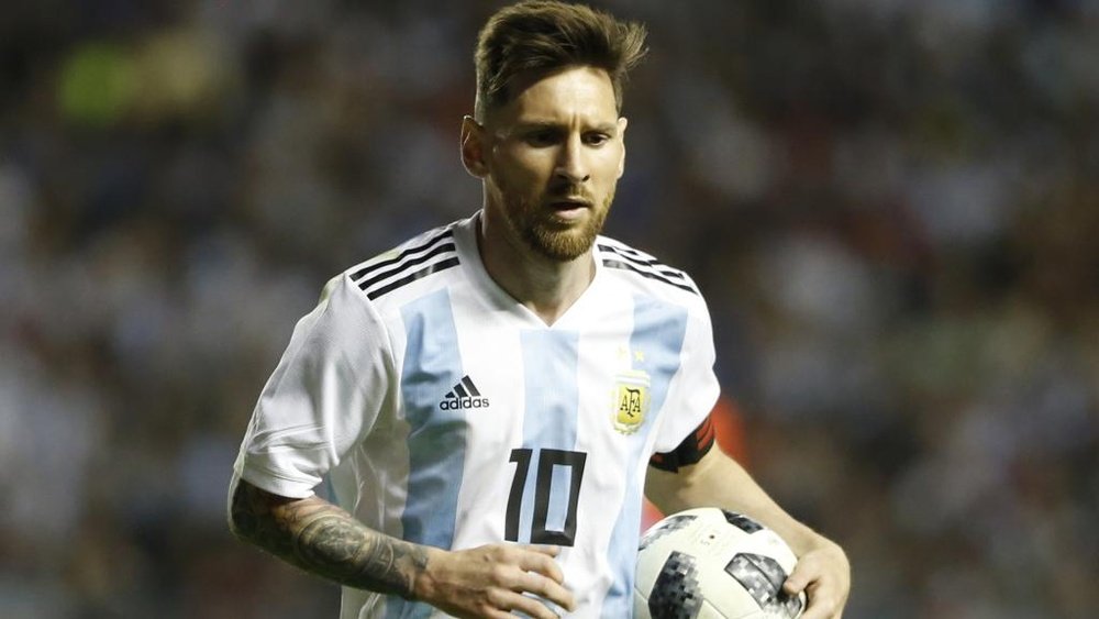 Sampaoli hails Messi, Pavon combination.