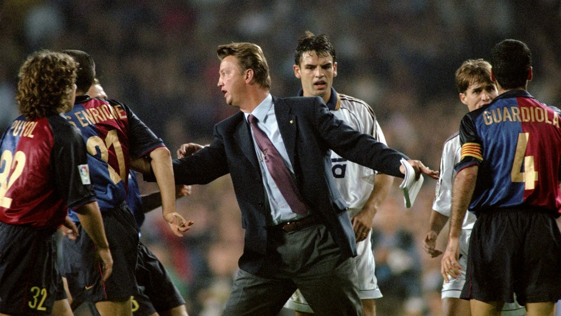 Louis van Gaal denied that he had retired from management. Goal