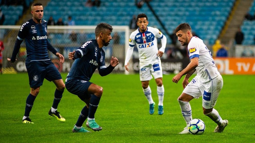 Grêmio 1 x 1 Cruzeiro: Luan perde pênalti, e Tricolor Gaúcho não sai de empate contra a Raposa no Br