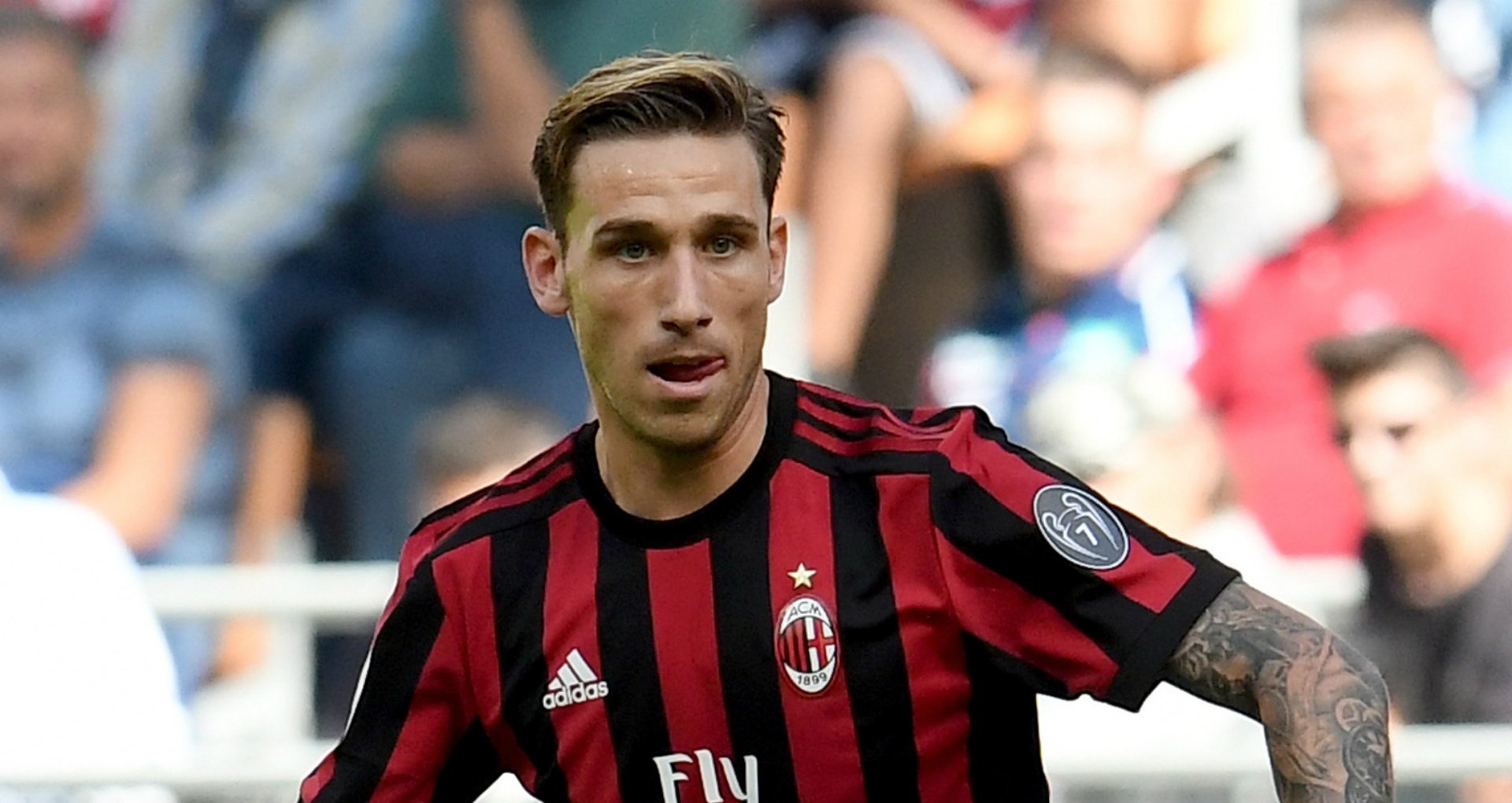 AC Milan midfielder Biglia out with knee injury