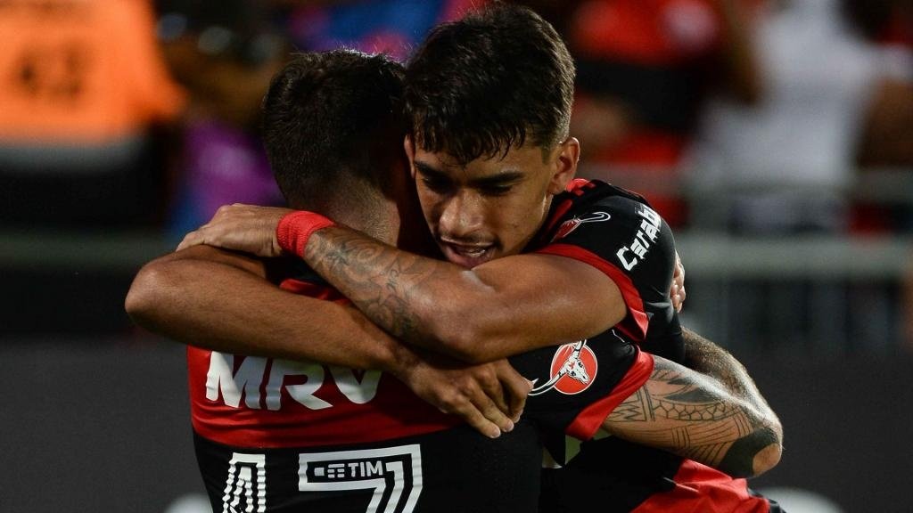 Em meio aos fracassos, base se torna maior conquista do 'Fla' em 2017