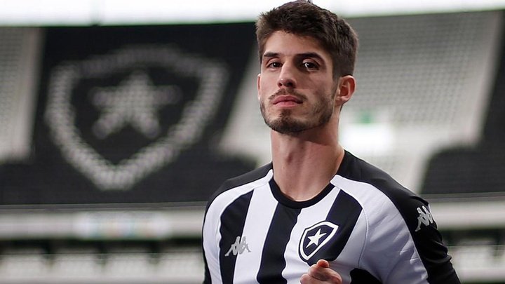 Quais são as contratações que John Textor já fez no Botafogo?