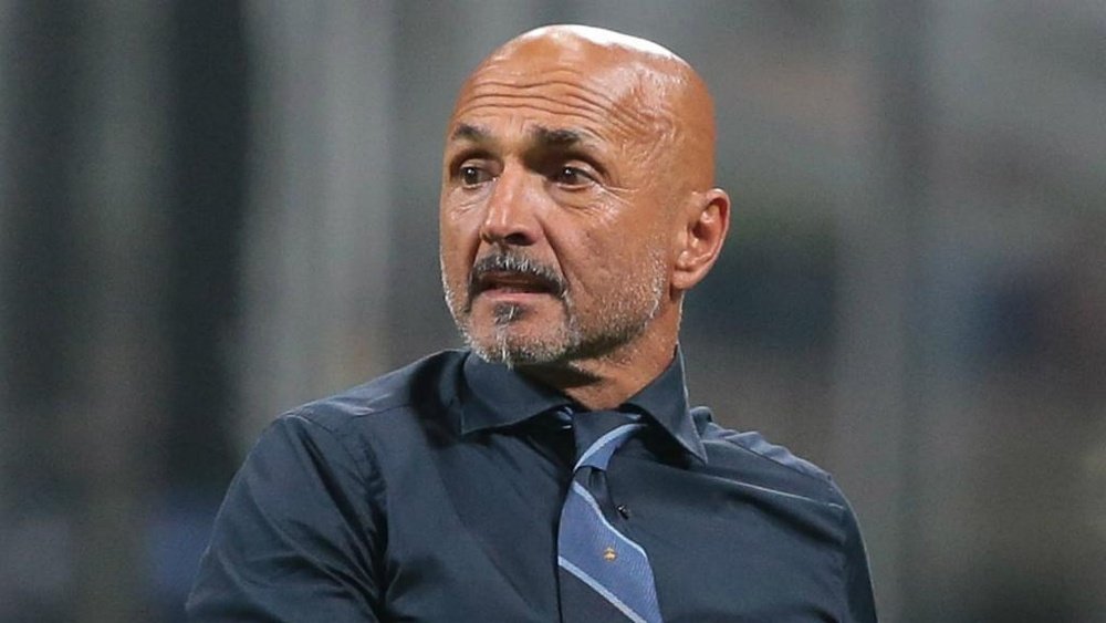 Spalletti did not get drawn into a slanging match with Totti. GOAL