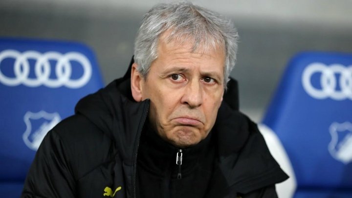 Favre frustrated after 'stupid' Dortmund's late collapse