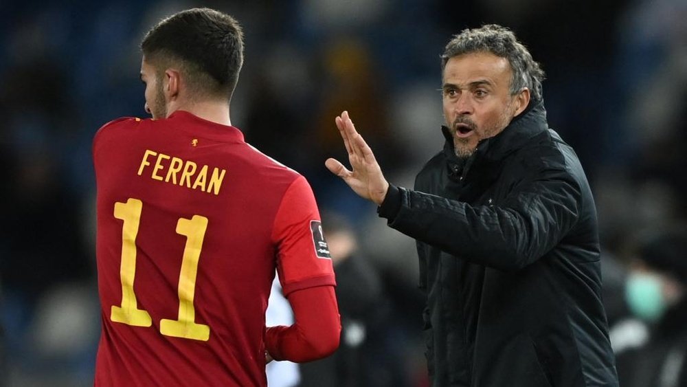 Enrique defends rotation policy. GOAL