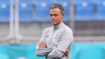Luis Enrique changed into born with strain – Spain boss geared up for decisive World Cup qualifier
