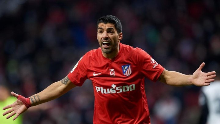 Suarez 'cannot understand' congested schedule