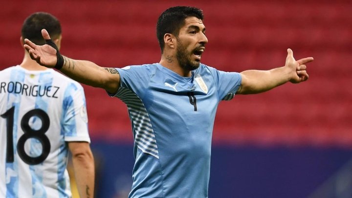 Uruguay look to end goal drought against unbeaten Chile