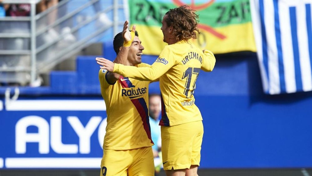 Barca all-stars steal the show in Eibar win. GOAL