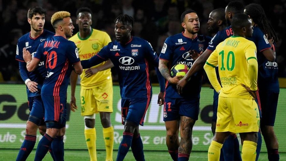 Nantes-Lyon 2-1 - Nantes enfonce l'OL grâce à un bijou de Limbombe