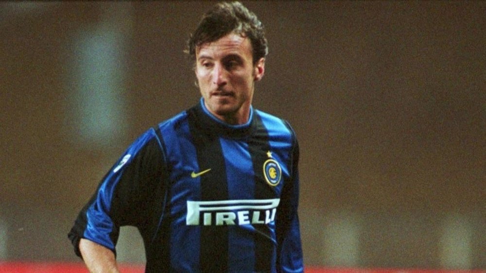 L'ex terzino dell'Inter Macellari. Goal
