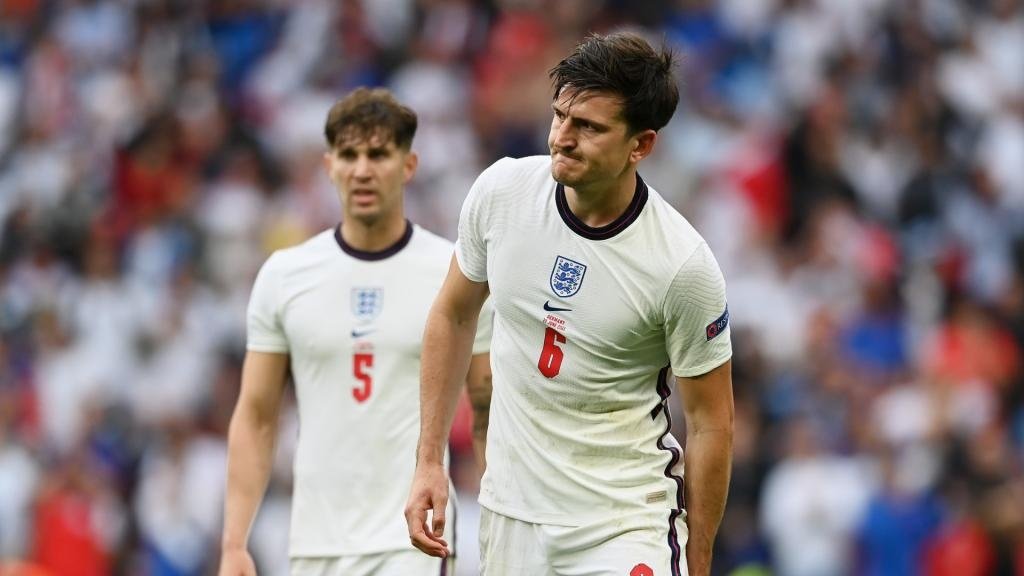 Immense defence sees England favourites against Ukraine