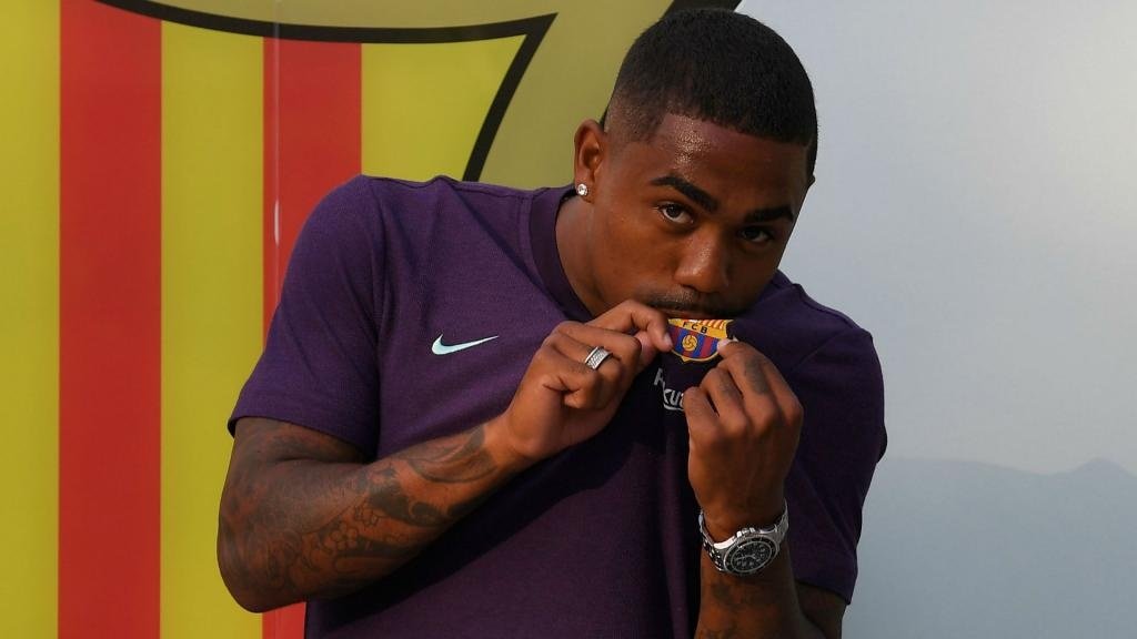 Malcom realizou sonho de ir para o Barcelona, mas disputa com Dembélé será difícil. Goal