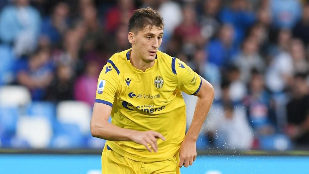 Calciomercato Inter, Kumbulla a giugno: Dimarco subito al Verona. AFP