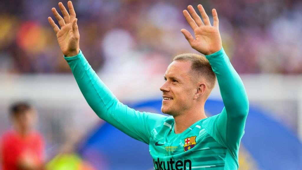 Ter Stegen makes Barca history with assist. GOAL