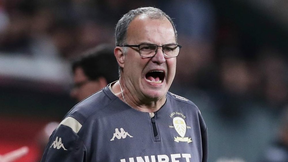 Bielsa explique la venue d'Augustin. GOAL