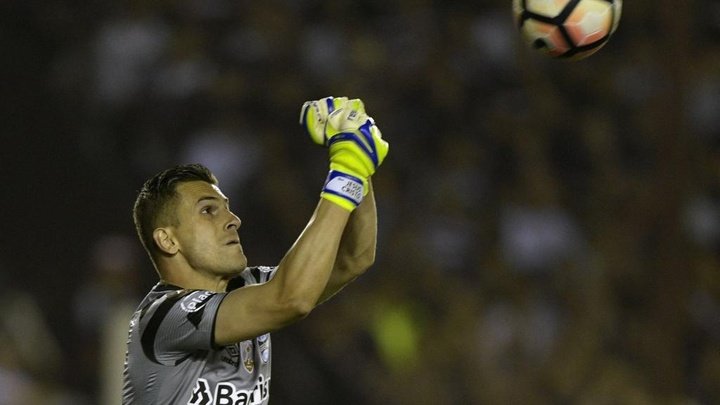 Grohe lamenta eliminação na Libertadores: “VAR apontou, não tem o que discutir”