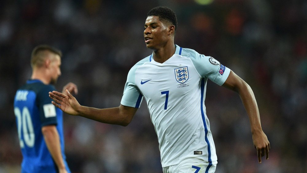 Inglaterra vence de virada. Goal